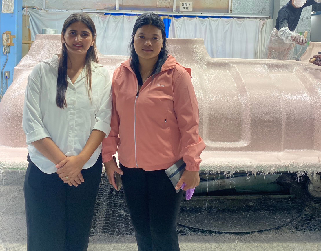 ネパール人技能実習生に配属に同行　岐阜県企業（強化プラスチック成型）へ}