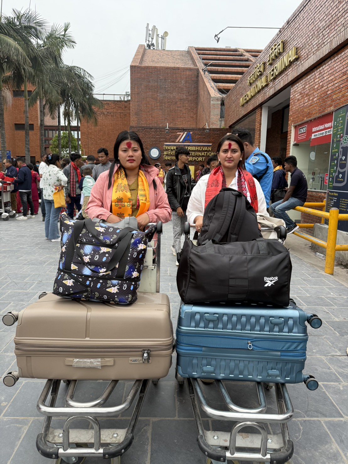 岐阜県にある会社（プラスチック成型）に配属されるネパール人技能実習生が入国}